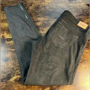 Abercrombie & Fitch | women’s faux suede skinny pants. Size: 10